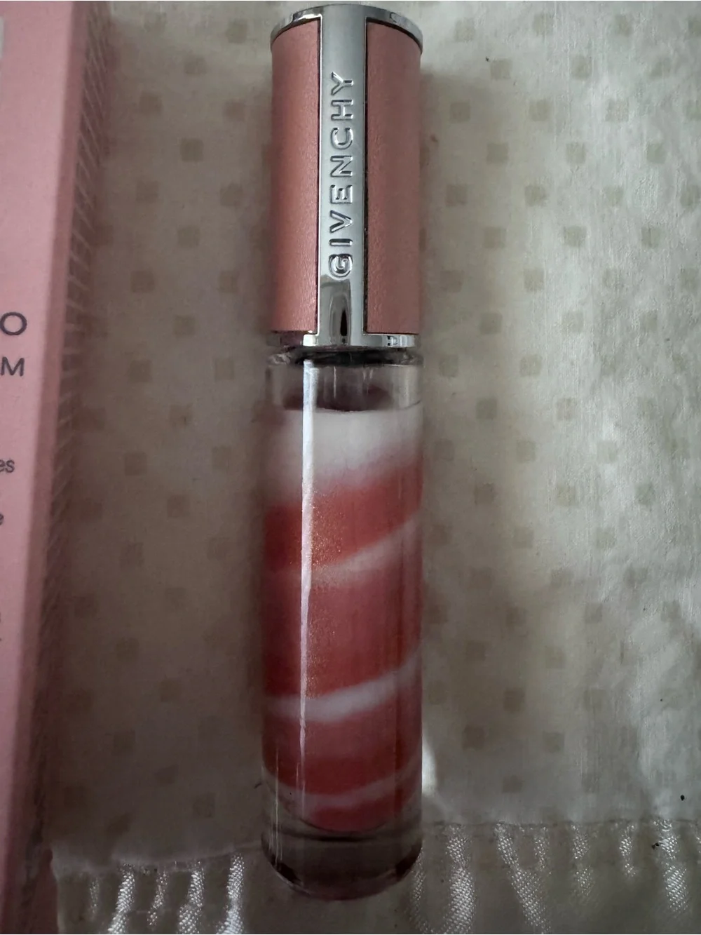 Givenchy Rose Perfecto Liquid Lip Balm 109 spicy maple